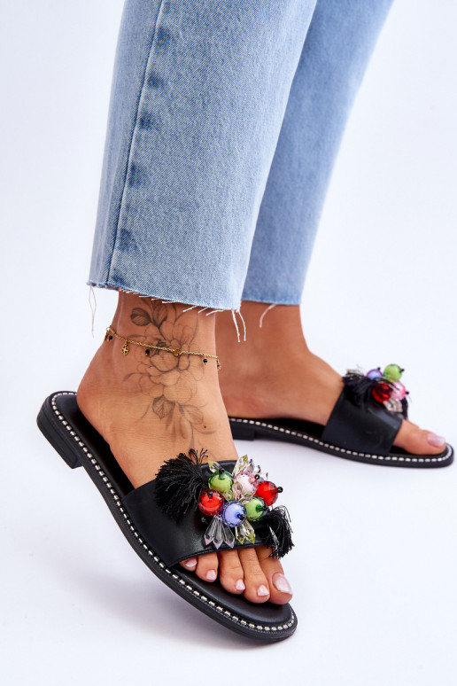 Slippers met decoratieve kralen S.Barski KV-2775-47 zwarte kleur Slippers met decoratieve kralen S.Barski KV-2775-47 zwarte kleur