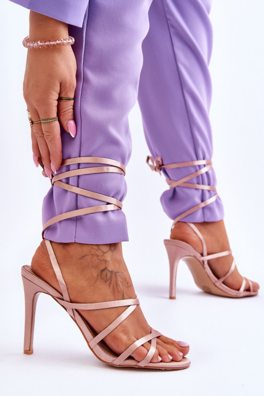Damen-Sandalen mit hohen Absätzen in Beige von Meya