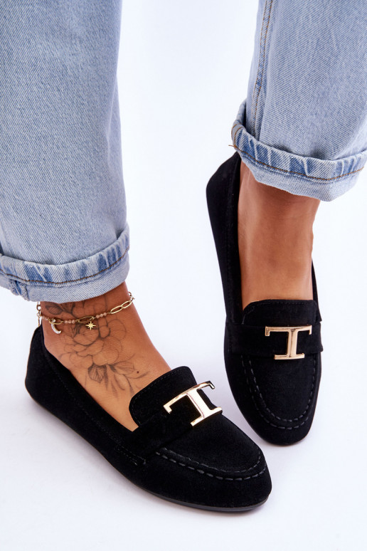 Klassische Slip-On-Mokassins in Schwarz von Carly