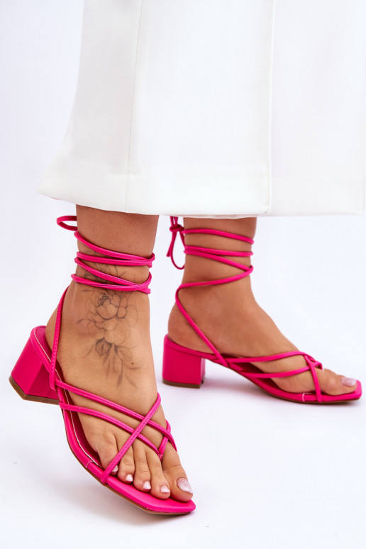 Chaussures à talons hauts à brides de couleur rose Secret Love