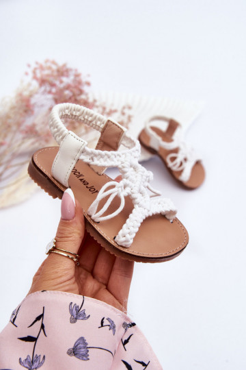 Geflochtene Kindersandalen in der Farbe Weiß Tracy
