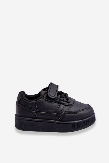 Kindersportschuhe des klassischen Modells in der schwarzen Farbe Marlin 2