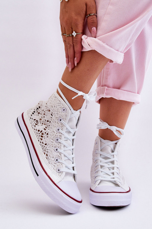 Chaussures décontractées Cornella avec motifs en dentelle Chaussures décontractées Cornella avec motifs en dentelle