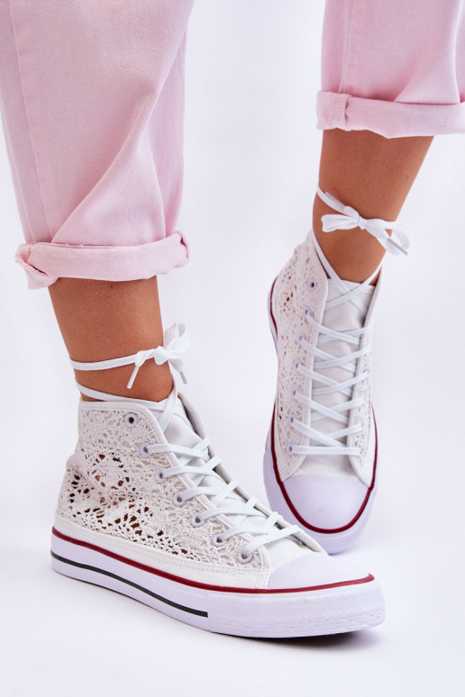 Chaussures décontractées Cornella avec motifs en dentelle Chaussures décontractées Cornella avec motifs en dentelle