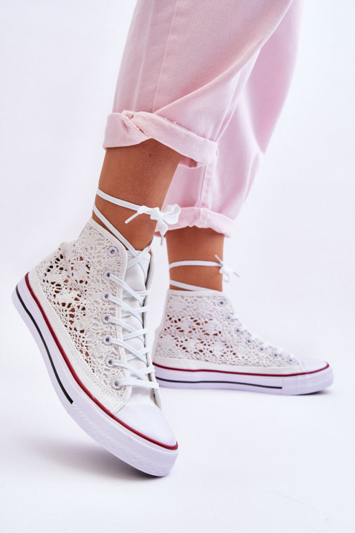 Chaussures décontractées Cornella avec motifs en dentelle Chaussures décontractées Cornella avec motifs en dentelle
