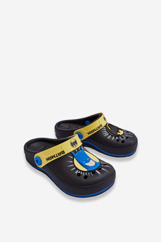 Kinderpantoffels in crocs-stijl Batman Grendene Kids JJ385005 zwarte kleur Kinderpantoffels in crocs-stijl Batman Grendene Kids JJ385005 zwarte kleur