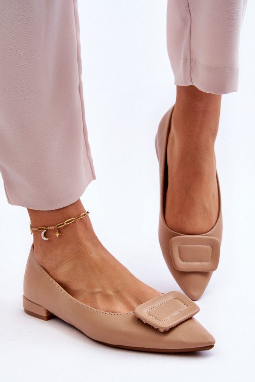 Ballerines modèle classique avec ornements beige Rivea Ballerines modèle classique avec ornements beige Rivea