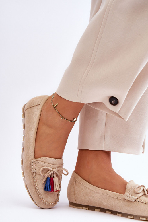 Mocassins en daim à pompons en Dorine beige