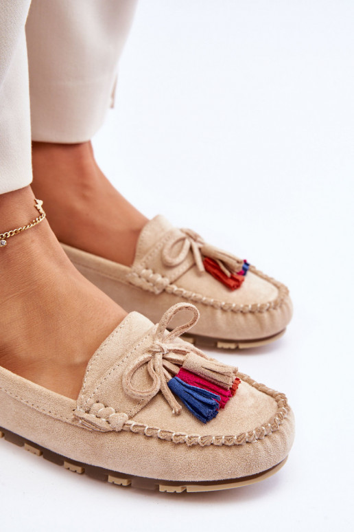 Mocassins en daim à pompons en Dorine beige