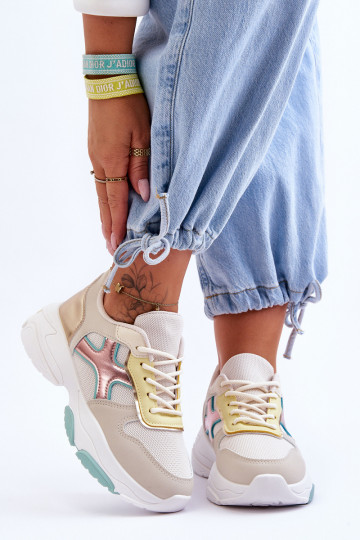 Sneakers model schoenen met veters in diverse kleuren van Cortes