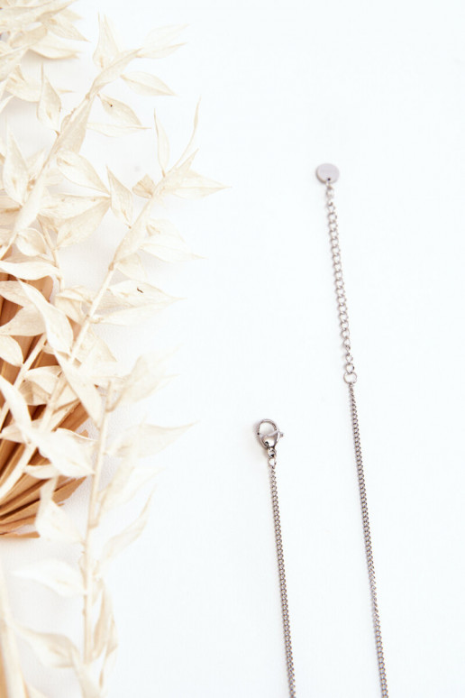 Ketting gemaakt van roestvrij staal in zilverkleur Ketting gemaakt van roestvrij staal in zilverkleur