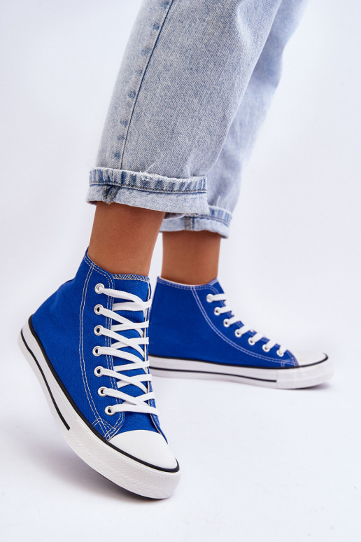 Klassiek model sneakers in de blauwe kleur Remos