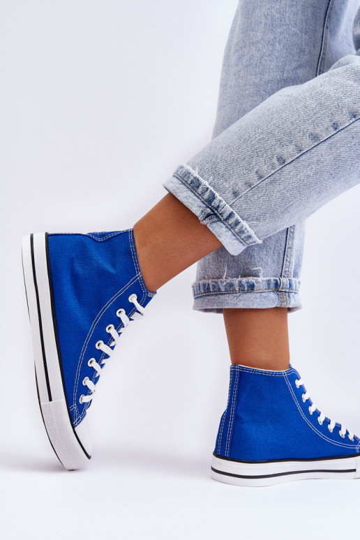 Klassiek model sneakers in de blauwe kleur Remos