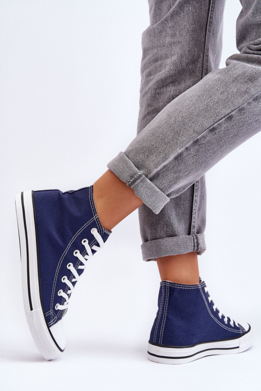 Klassiek model sneakers in donkerblauwe kleur van Remos
