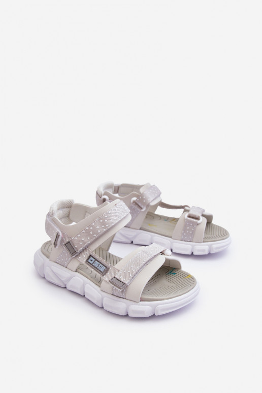 Kindersandalen mit Klebeverschlüssen Big Star LL374201 Weiß-silberne Farbe Kindersandalen mit Klebeverschlüssen Big Star LL374201 Weiß-silberne Farbe