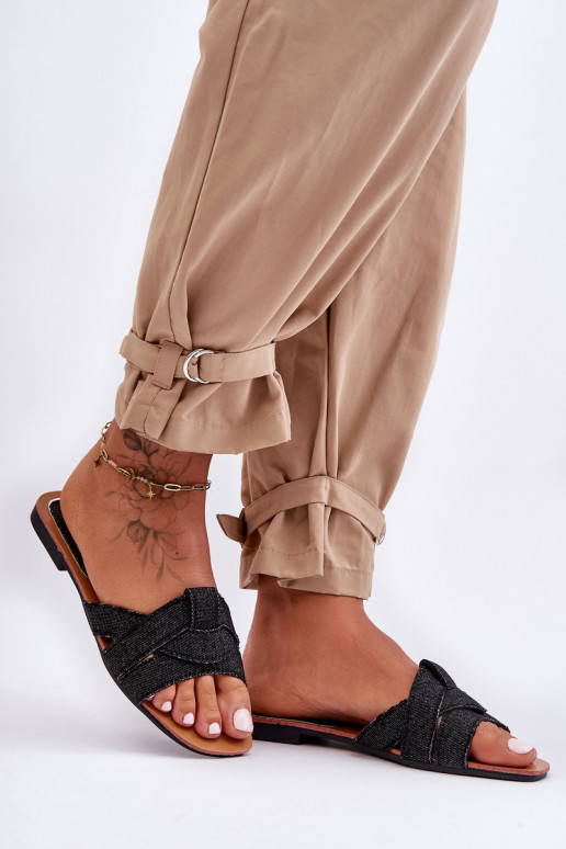 Chaussons noirs Aversa