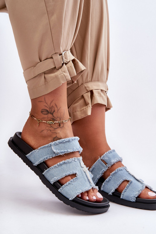 Hausschuhe mit Klebeverschlüssen in der blauen Farbe Lamirose