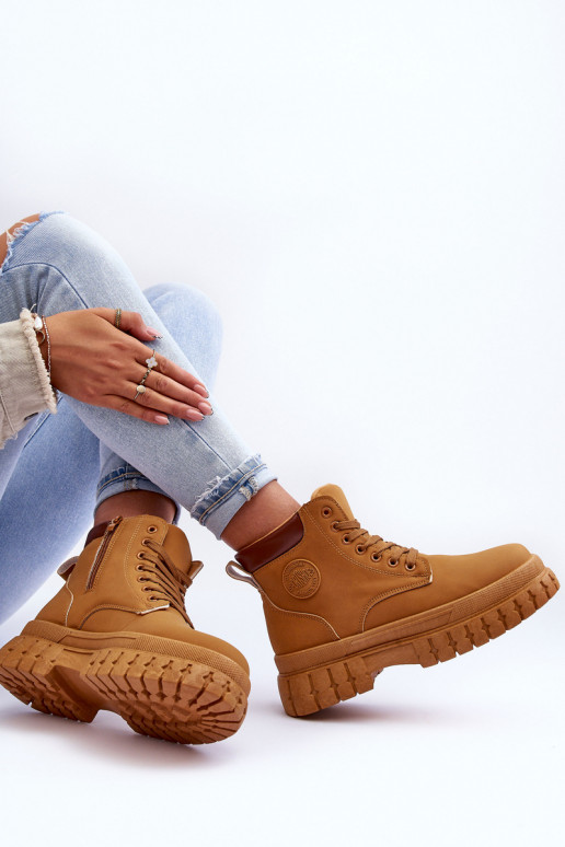 schoenen met een platform in de bruine kleur Calys schoenen met een platform in de bruine kleur Calys