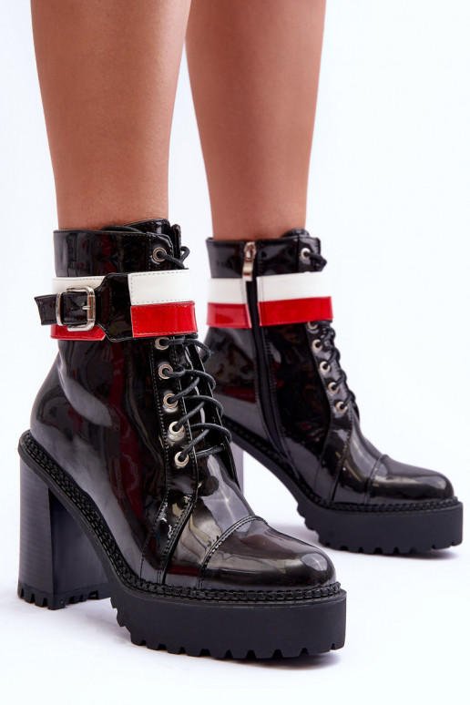 Bottines à talons de couleur noire Adrijana