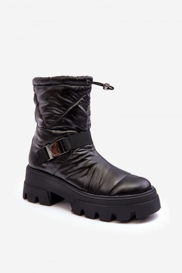 Damenstiefel mit trendiger massiver Sohle in schwarzem Werikse