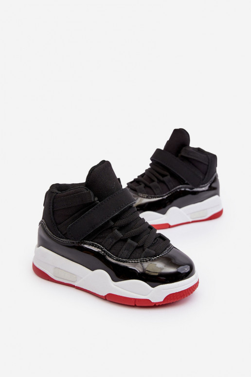 Kindersneakers met veters Zwart en rood Darina Kindersneakers met veters Zwart en rood Darina