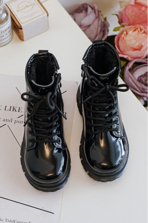 Kinderstiefel mit Lackeffekt und Reißverschlüssen in Schwarz von Tibbie