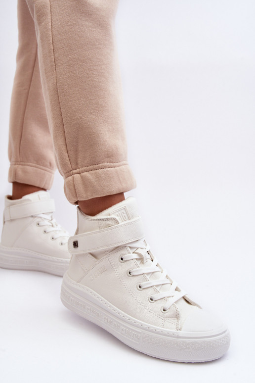 Chaussures de loisirs réchauffées avec une plateforme Big Star couleur blanche MM274006