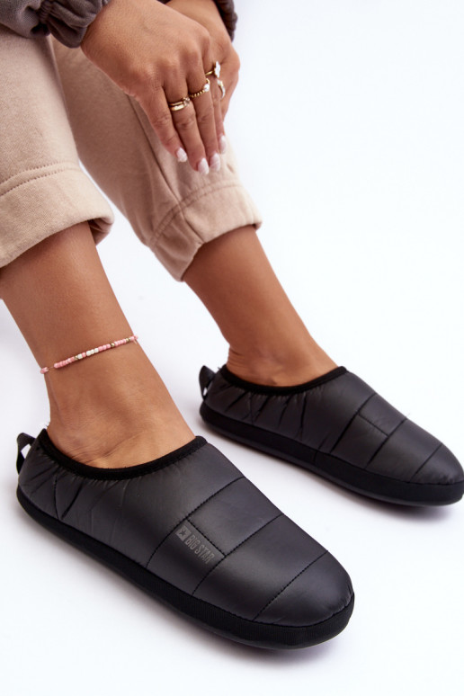 Chaussons réchauffés en noir Big Star KK274604