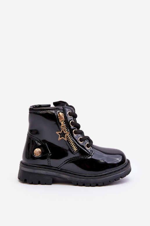 Kinderstiefel mit Lackeffekt und warmen Reißverschlüssen in der schwarzen Farbe Felori Kinderstiefel mit Lackeffekt und warmen Reißverschlüssen in der schwarzen Farbe Felori