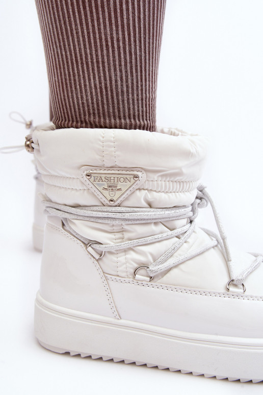 snowboots met plateau en stijlvolle details in witte kleur Fleure snowboots met plateau en stijlvolle details in witte kleur Fleure