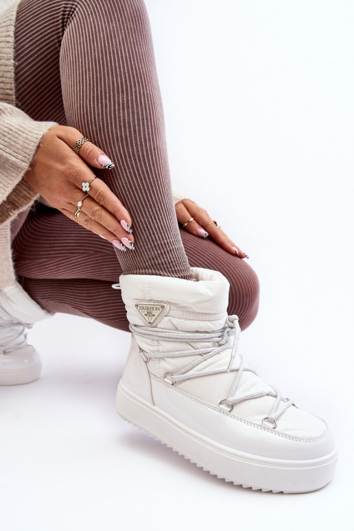 snowboots met plateau en stijlvolle details in witte kleur Fleure snowboots met plateau en stijlvolle details in witte kleur Fleure