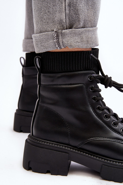 Schuhe Damenstiefel mit sockenartiger Sohle in der Farbe Schwarz Rivella