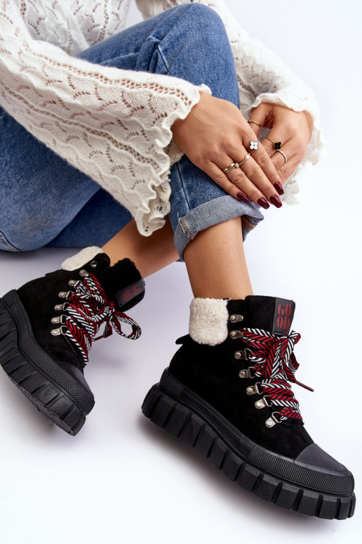 bottes chauffantes à semelle massive de couleur noire Ralotta bottes chauffantes à semelle massive de couleur noire Ralotta