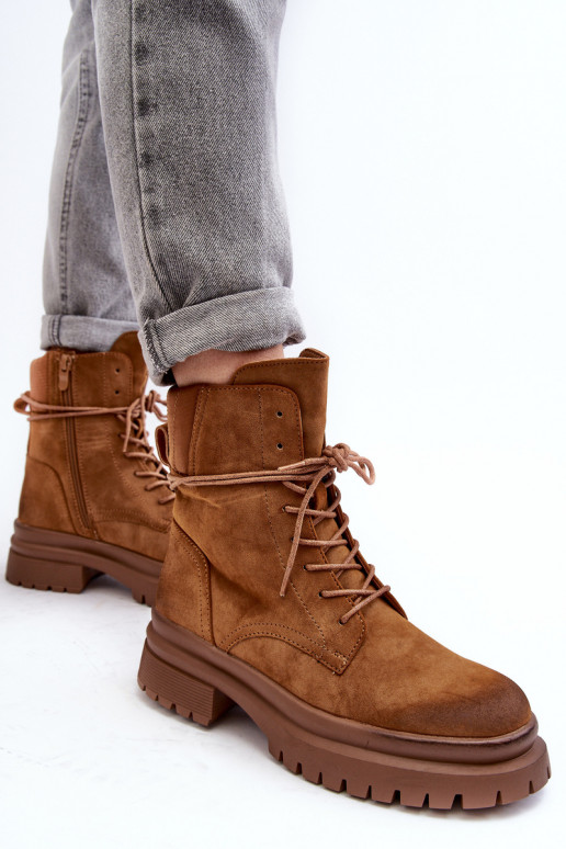 Damenstiefel mit massiver Sohle in der braunen Farbe Narelona Damenstiefel mit massiver Sohle in der braunen Farbe Narelona