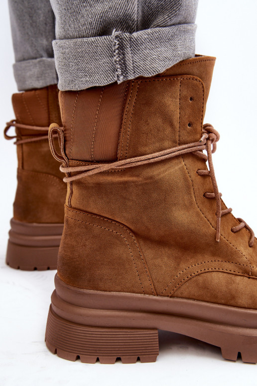 Dameslaarzen met massieve zool in de bruine kleur Narelona Dameslaarzen met massieve zool in de bruine kleur Narelona