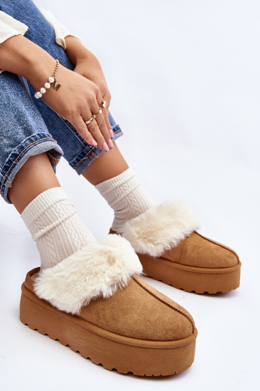 Hausschuhe Schneestiefel mit massiver Sohle braun Starlyn Hausschuhe Schneestiefel mit massiver Sohle braun Starlyn