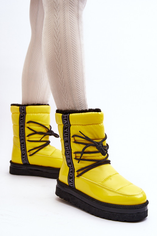 Schneestiefel mit stylischen Details in Gelb Lilara