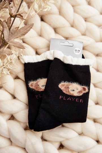 Les chaussettes sont noires 2