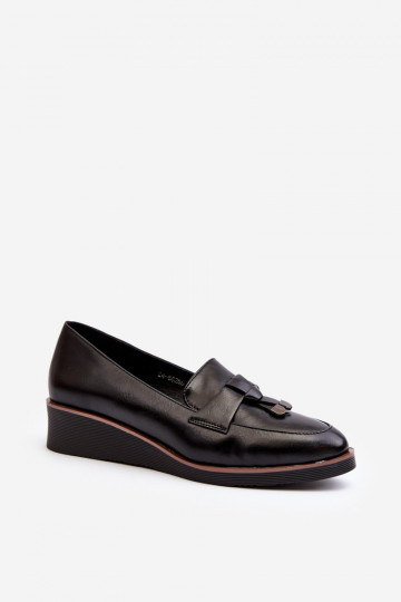 Schuhe mit Ornamenten in der schwarzen Farbe Miliret