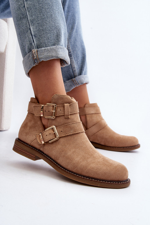 Stiefel mit weitem Absatz und Streifen in Beige von Melviana Stiefel mit weitem Absatz und Streifen in Beige von Melviana