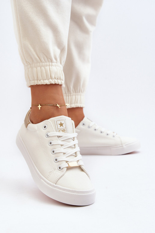 Chaussures de loisirs en éco-cuir de couleur blanche Tiraelle