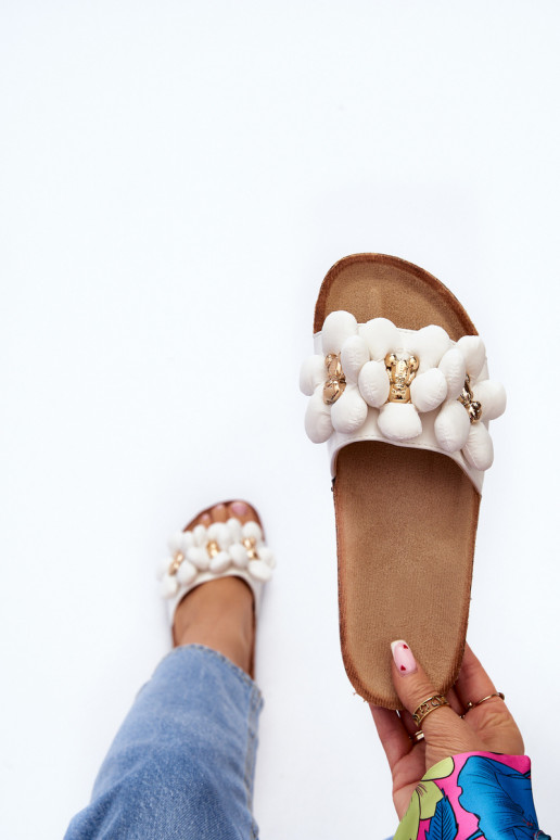 Chaussons pour femmes avec de beaux détails de couleur blanche Bunlia