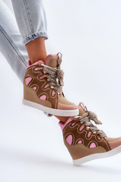 Baskets modèle chaussures couleur rose Leoppa