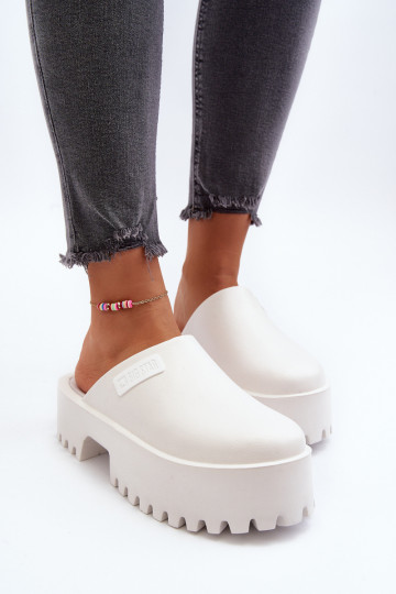 Slippers met modieuze massieve zolen Big Star NN274015 witte kleur