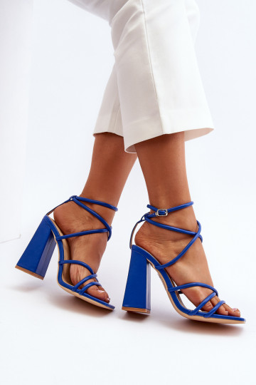 Élégantes sandales à talons en bleu Josette