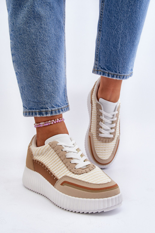 Chaussures modèle baskets à plateforme beige Redala