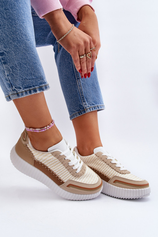 Chaussures modèle baskets à plateforme beige Redala