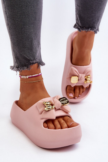 Lichte pantoffels Damespantoffels met linten in roze Salessa 2
