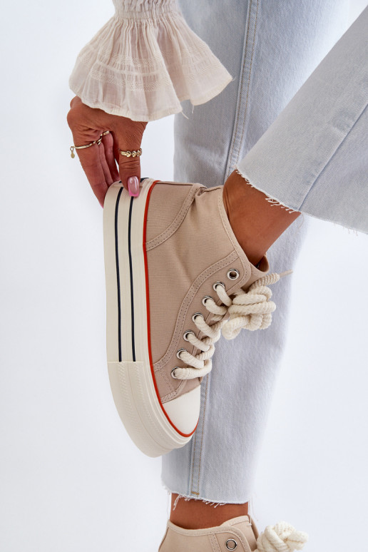 Casual schoenen met een platform beige Aineri Casual schoenen met een platform beige Aineri