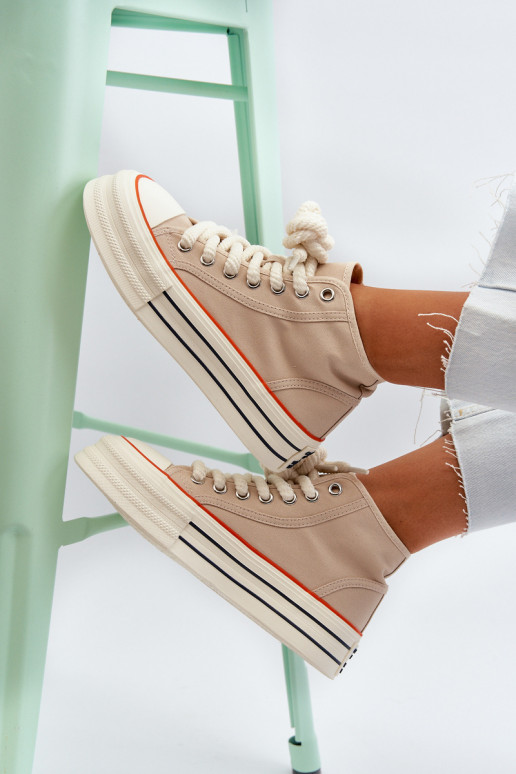 Casual schoenen met een platform beige Aineri Casual schoenen met een platform beige Aineri